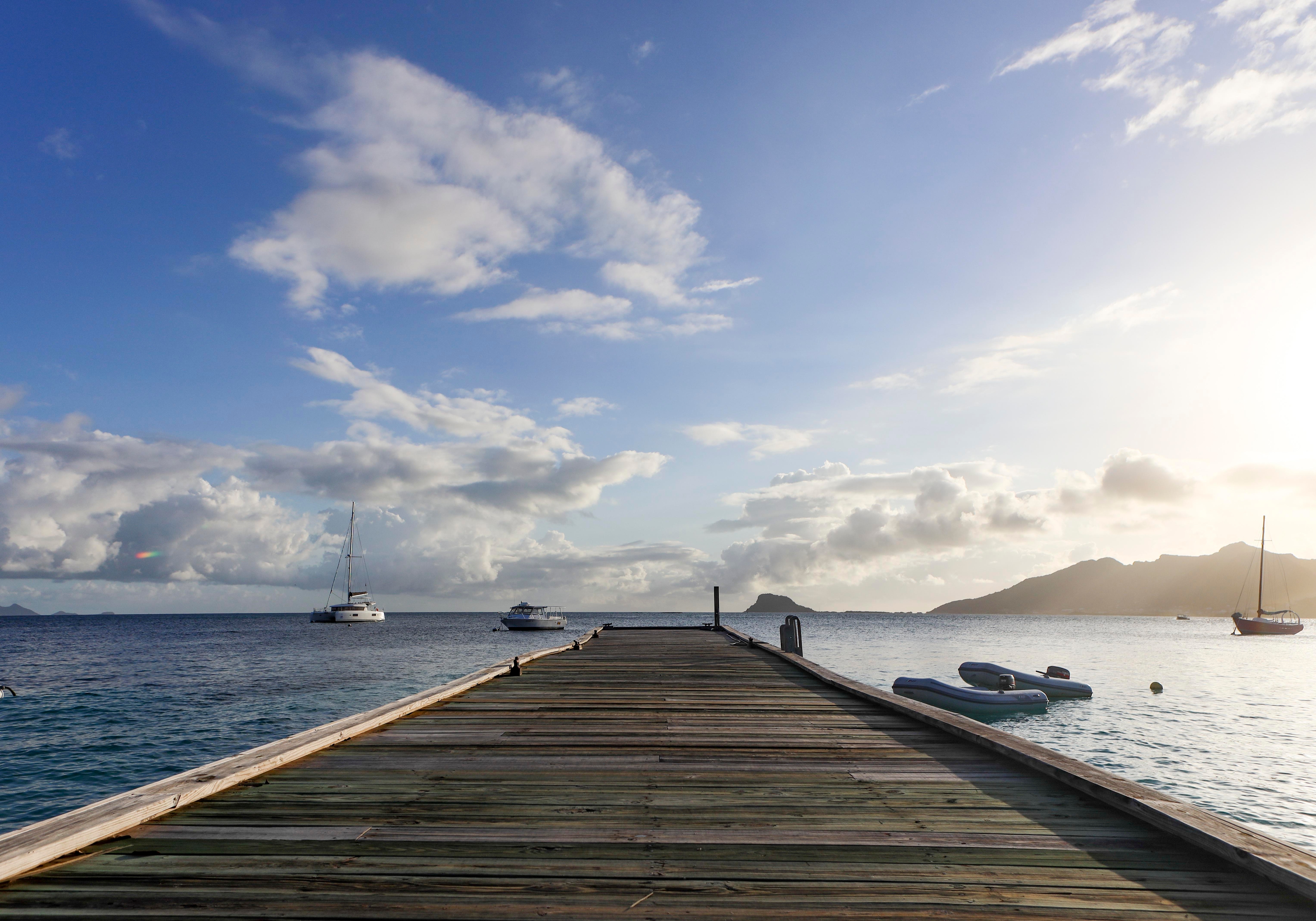 Saint Vincent And The Grenadines hero image 0